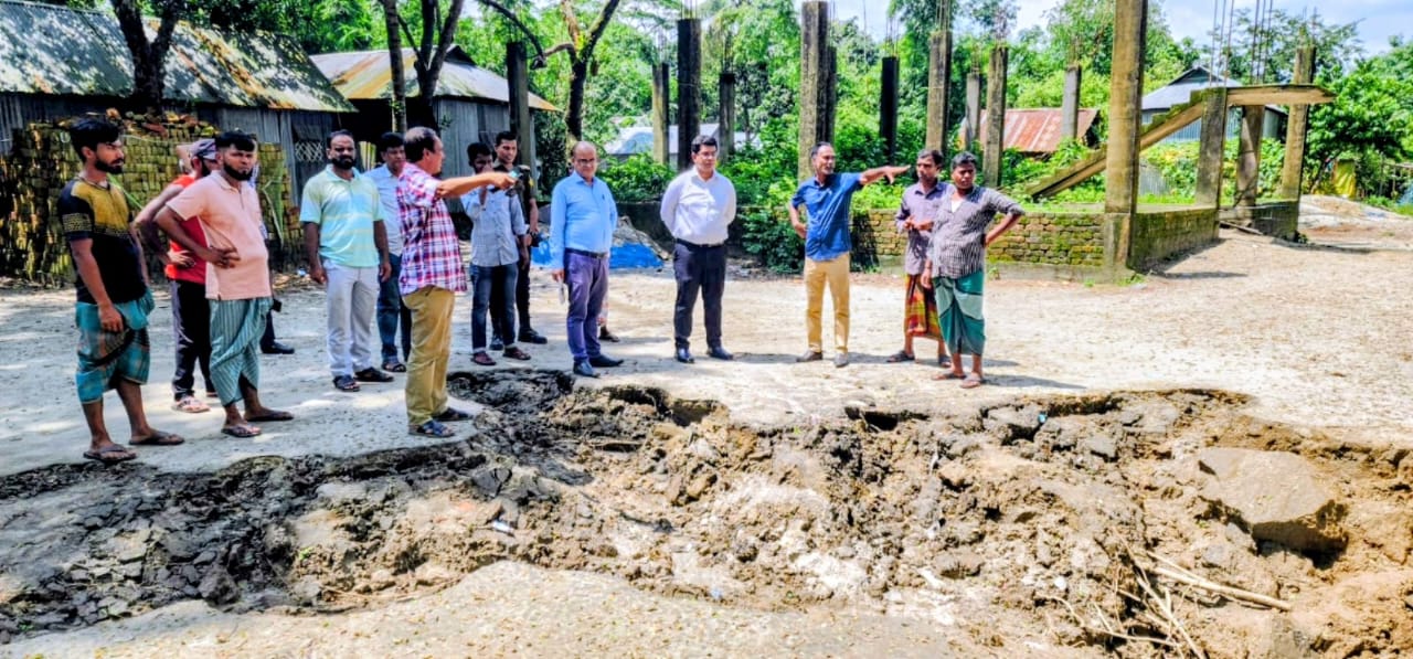 স্বাস্থ্যমন্ত্রীর নির্দেশনায় মনোহরদীতে বন্যা ও অতিবৃষ্টিতে ক্ষতিগ্রস্ত এলাকা পরিদর্শন, দ্রুত সমাধানে প্রশাসনের উদ্যোগ