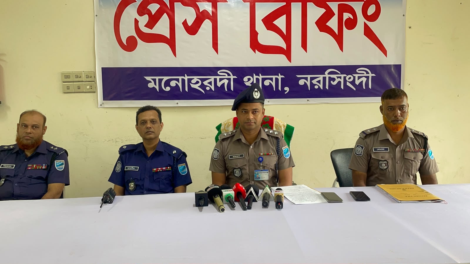 ৭ দিনের মধ্যে ডাকাতি মামলার রহস্য উদঘাটন ও লুণ্ঠিত মালামাল উদ্ধার সহ ঘটনার সাথে জড়িত ডাকাতদের গ্রেফতার