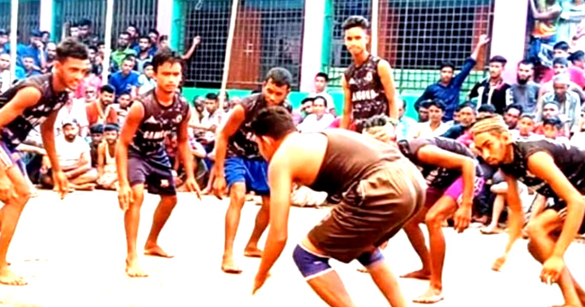 মাঠের অভাব ও প্রযুক্তির প্রভাব: দিনে দিনে আড়ালে চলে যাচ্ছে ঐতিহ্যবাহী হাডুডু